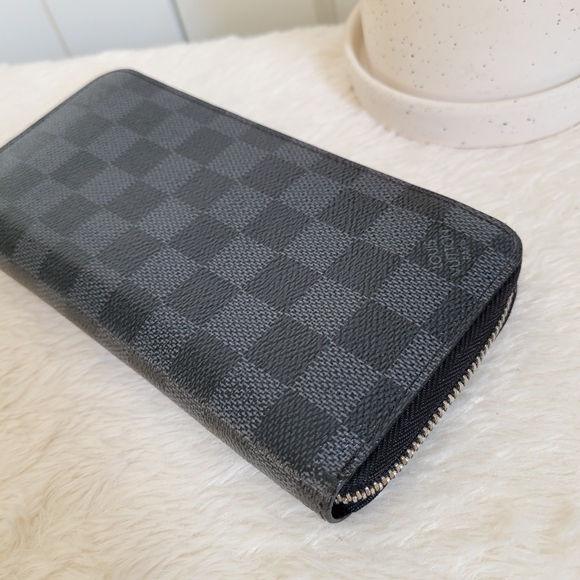 💕 Authentic Louis Vuitton Zippy Wallet Damier Graphite - Picture 15 of 16